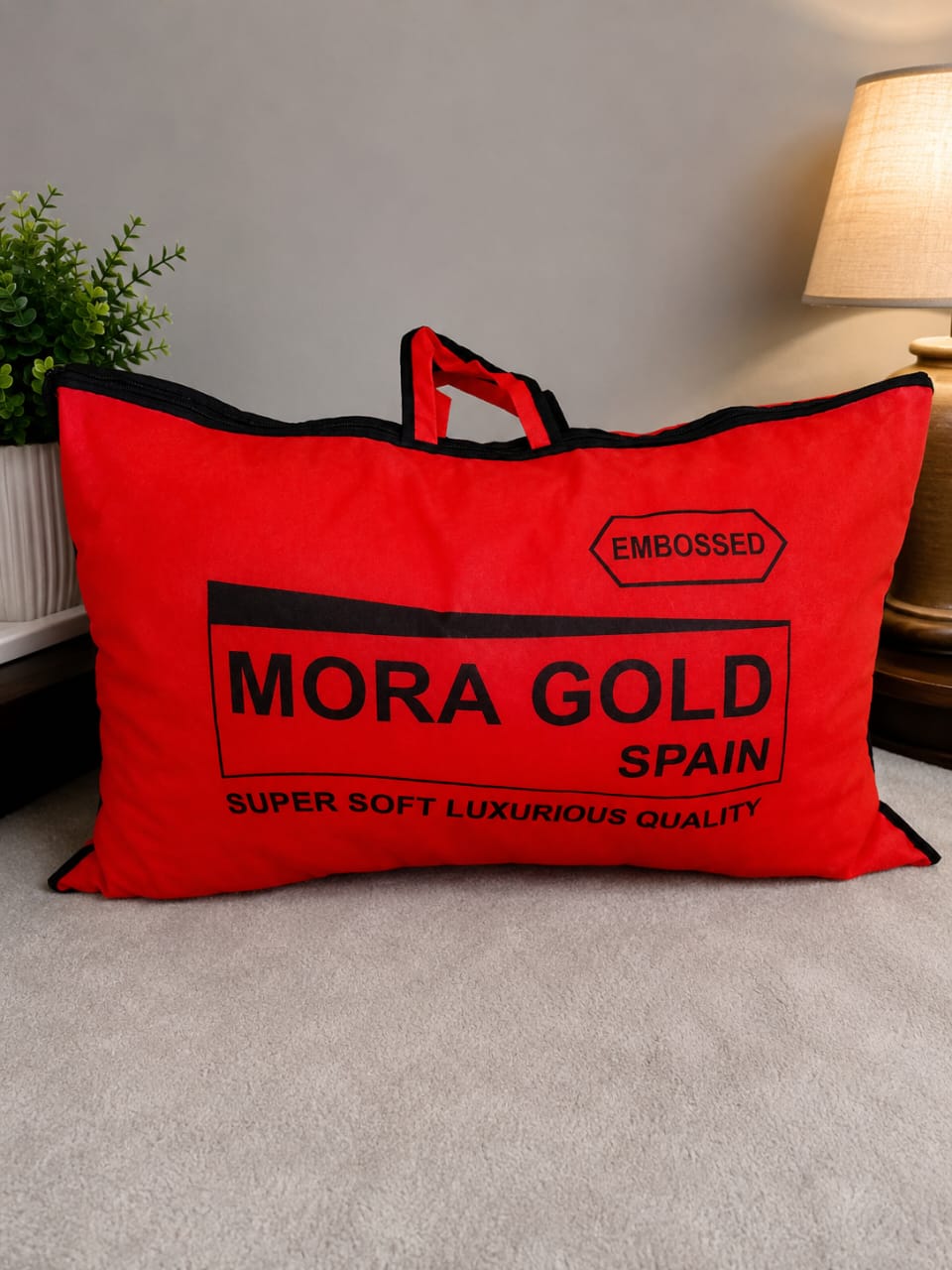 Premium 1 KG Mora Spain Gold Pillow